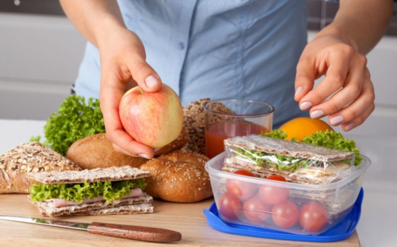 Mutuelle Mieux-Etre vous donne ses conseils pour mieux manger au travail.